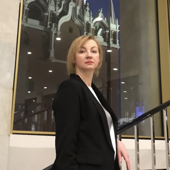 Петрова Галина